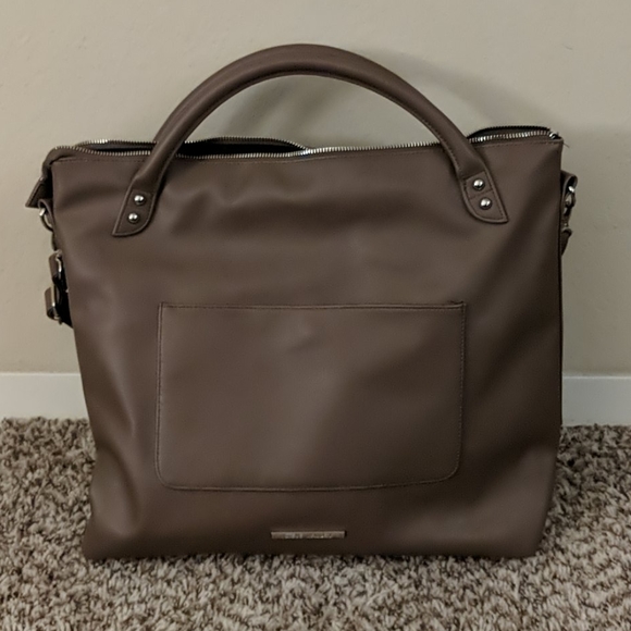 Steve Madden Handbags - Steve Madden satchel